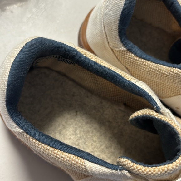 Saucony Jazz Court RFG Low Top Sneaker Gum Bottom - Picture 2 of 5